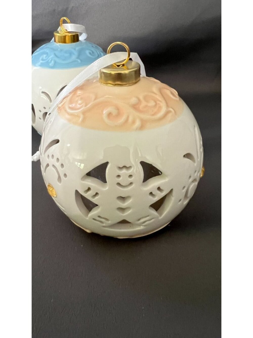 Set Of 5 Colorful Ceramic Christmas Ball Ornaments Cut-Out Lights - Picture 5 of 6